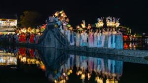 Hongcun Village fish lartern festival